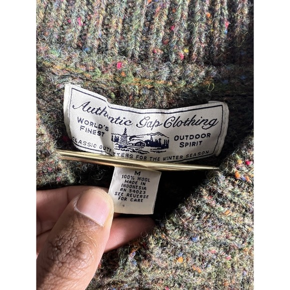 VTG AUTHENTIC GAP CLOTHING 100% Wool Heavy Knit V-Neck Sweater Men's M‎ QUALITY - Picture 4 of 7